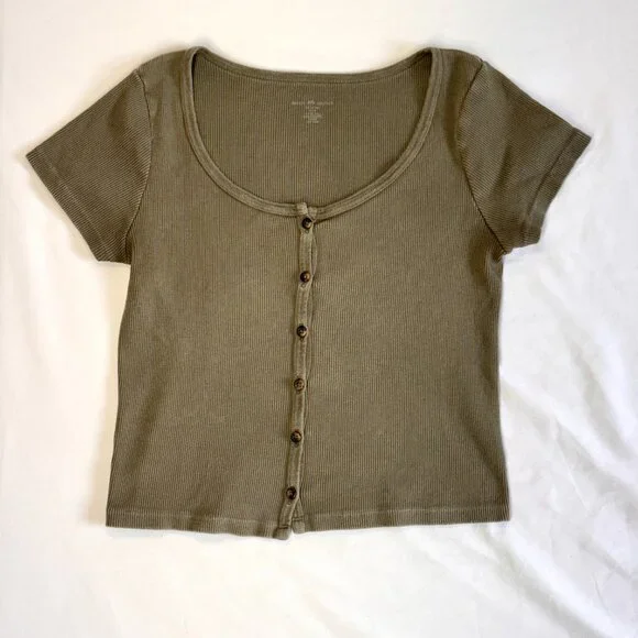 Brandy Melville T-Shirt | Women's One Size | Olive Green - Picture 2 of 5